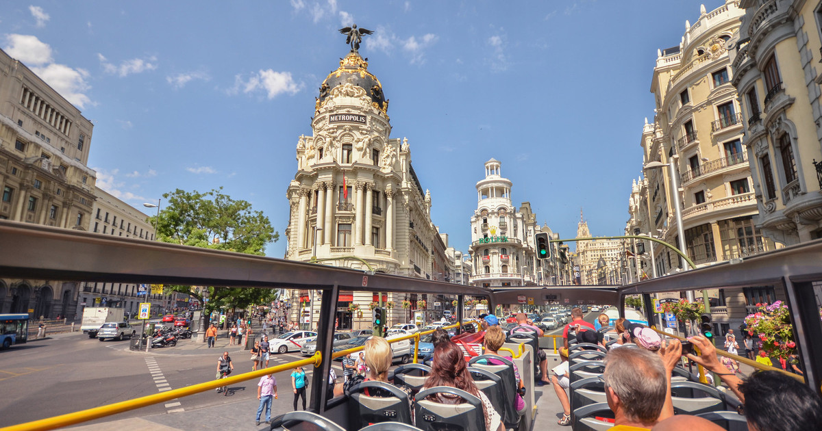 为何推荐马德里旅游观光巴士